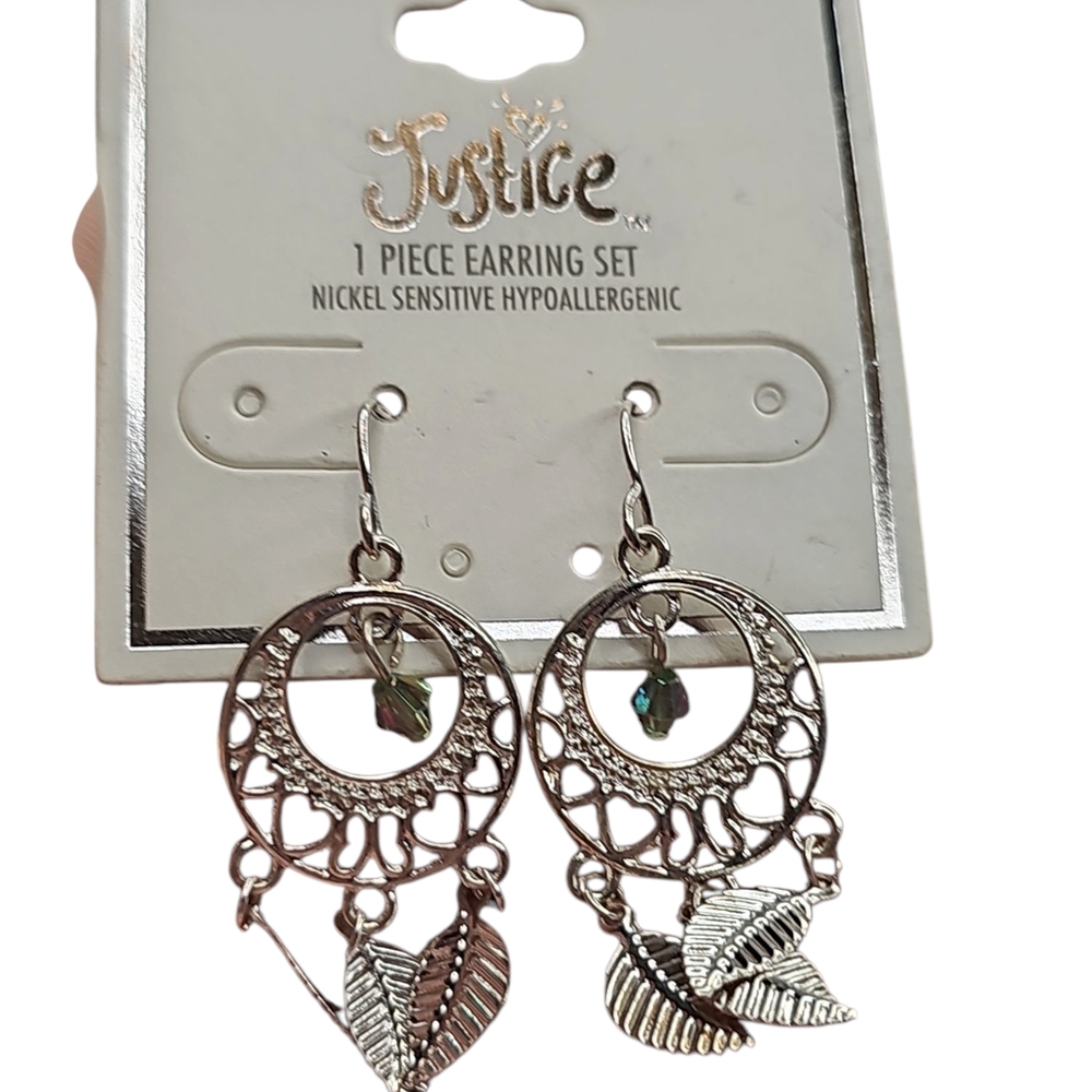 Justice Green and Silver Filigree Dangle Earrings